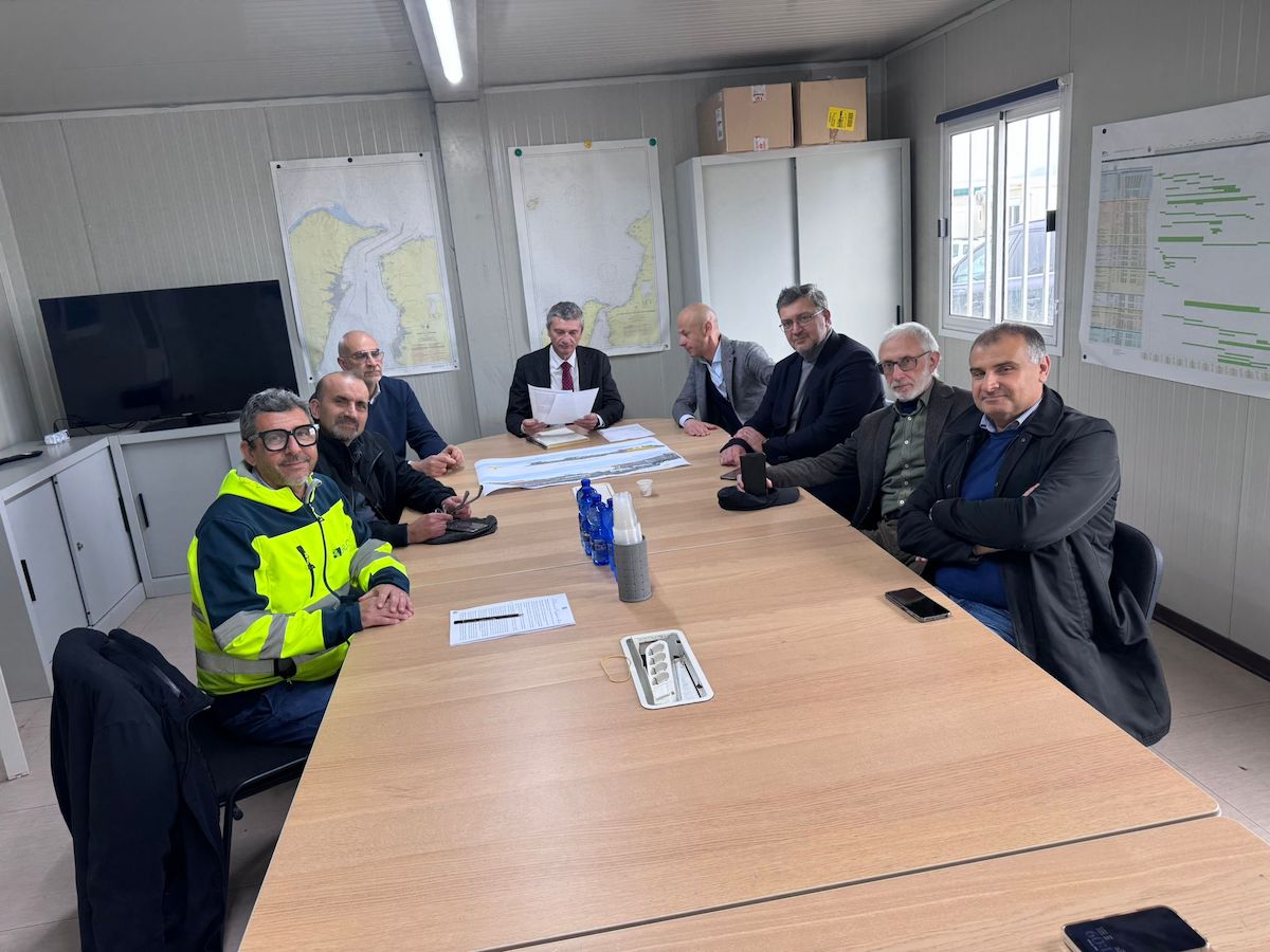 Tremestieri, sopralluogo Di Sarcina: lavori nuovo porto proseguono